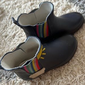 Adorable Mini Boden puddle boots